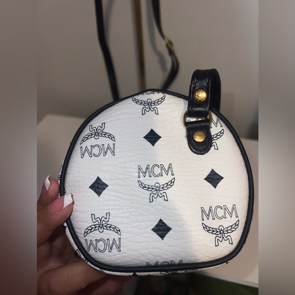 MCM Papillon Crossbody Bag - Picture 7 of 12